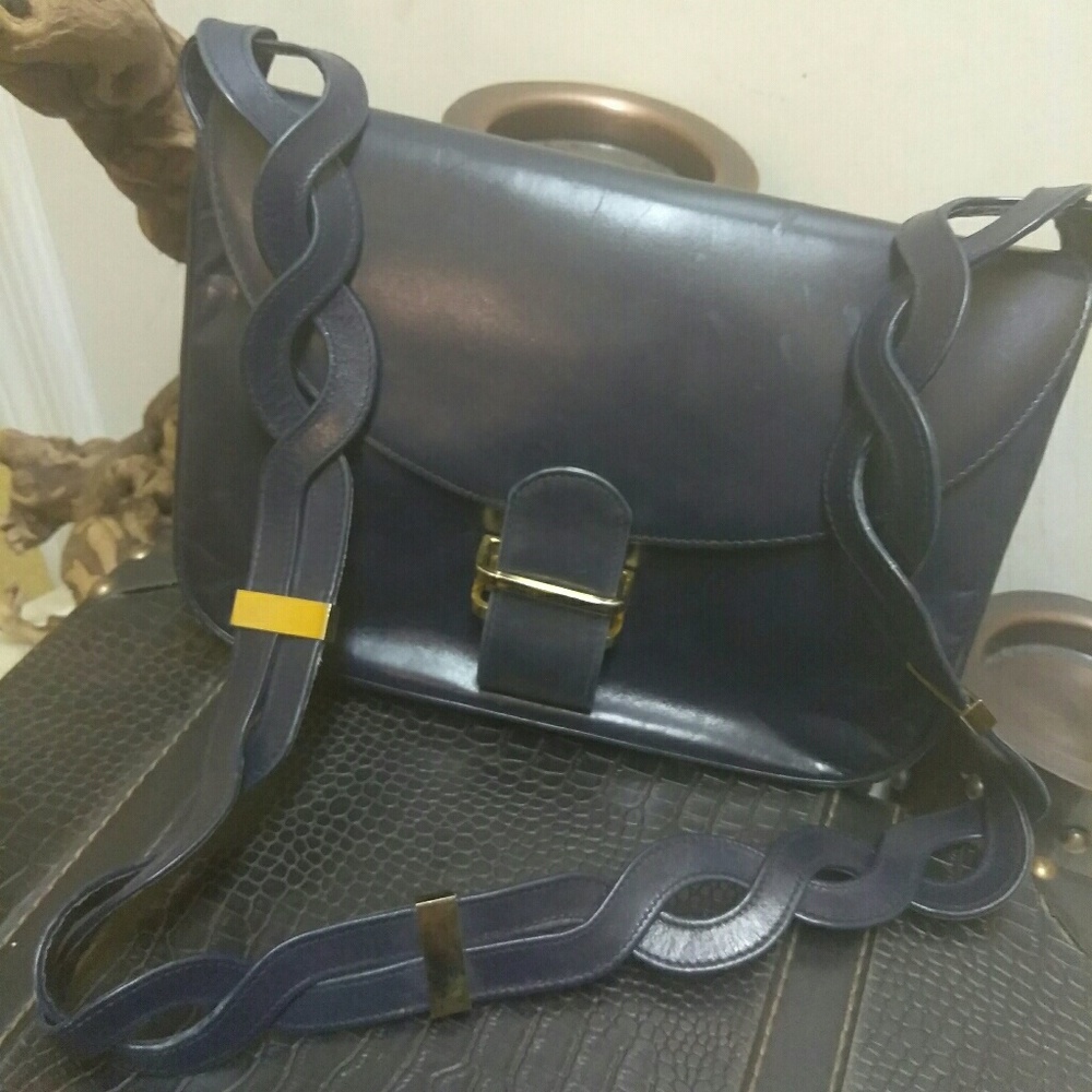 COPY - Salvatore Ferragamo